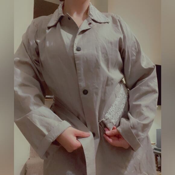 Dries Van Noten trench coat with sequin embellishment - Picture 5 of 13